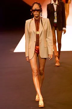 Look 25